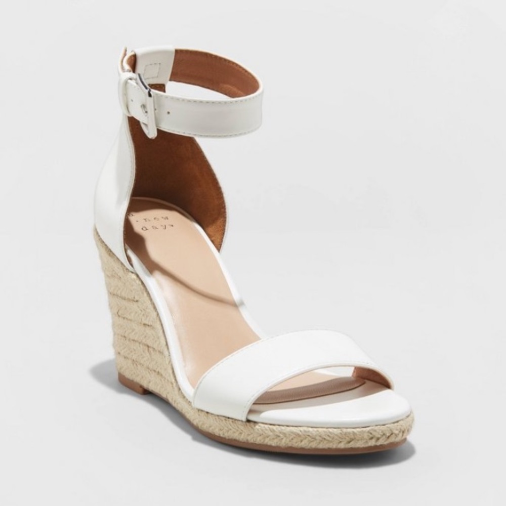 Lola Ankle Strap Espadrille Wedge White Size 7M